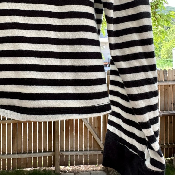 Amuse Society Honey Striped Long Sleeve Cropped Top Shirt Black Off White Large - Picture 8 of 16